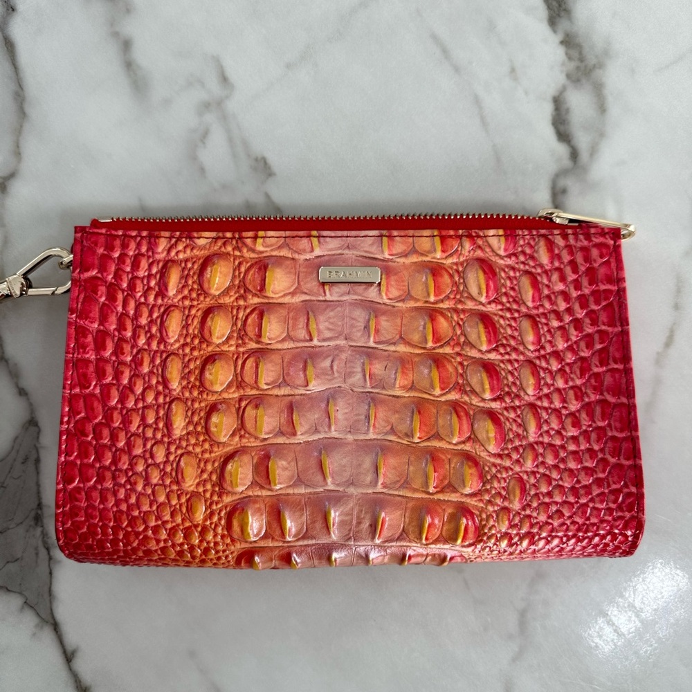 NWOT Daisy Infusion Ombré Brahmin Writlet Summer Bag Purse